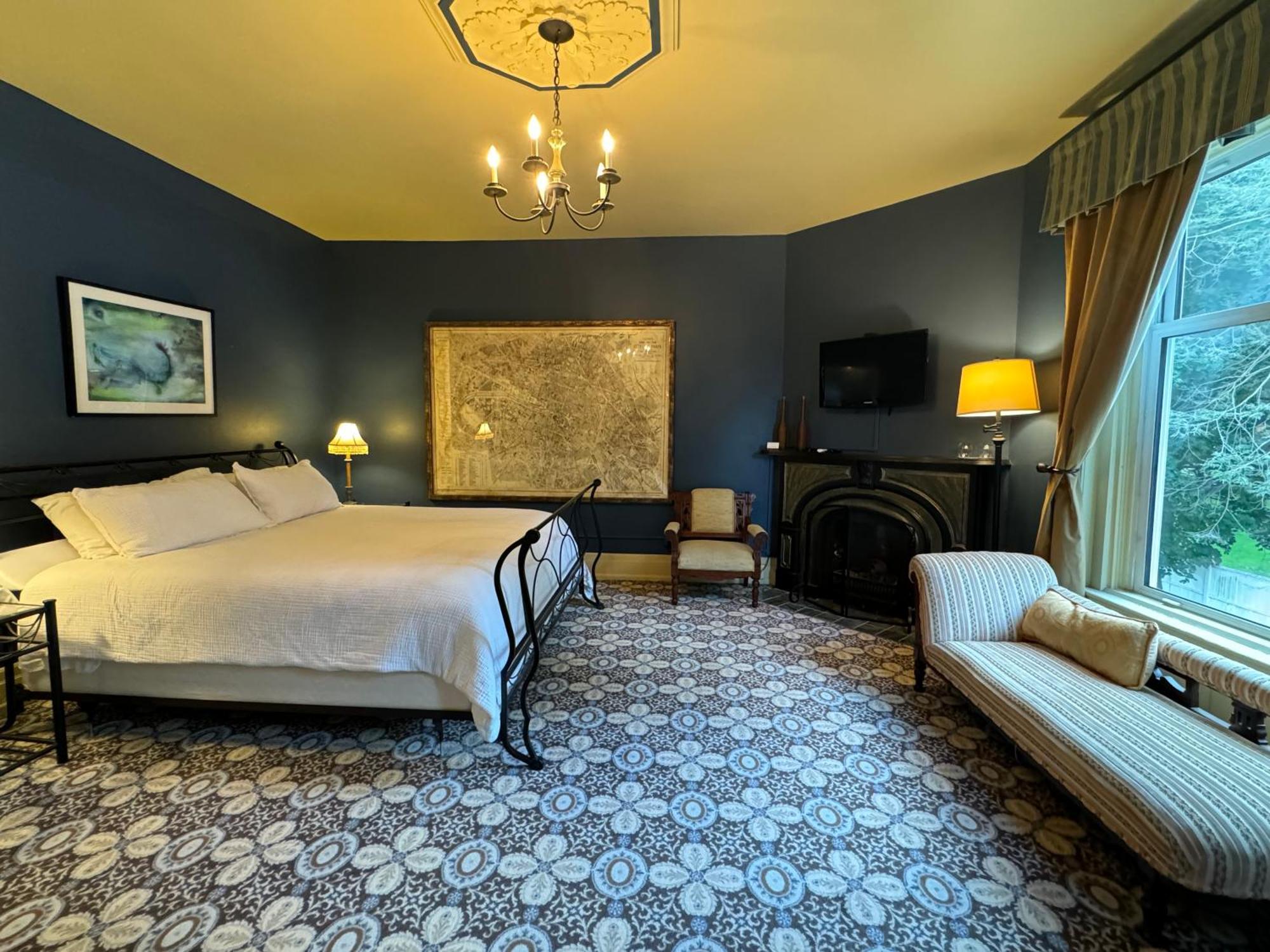 The Edwards Waterhouse Inn Fredonia Esterno foto