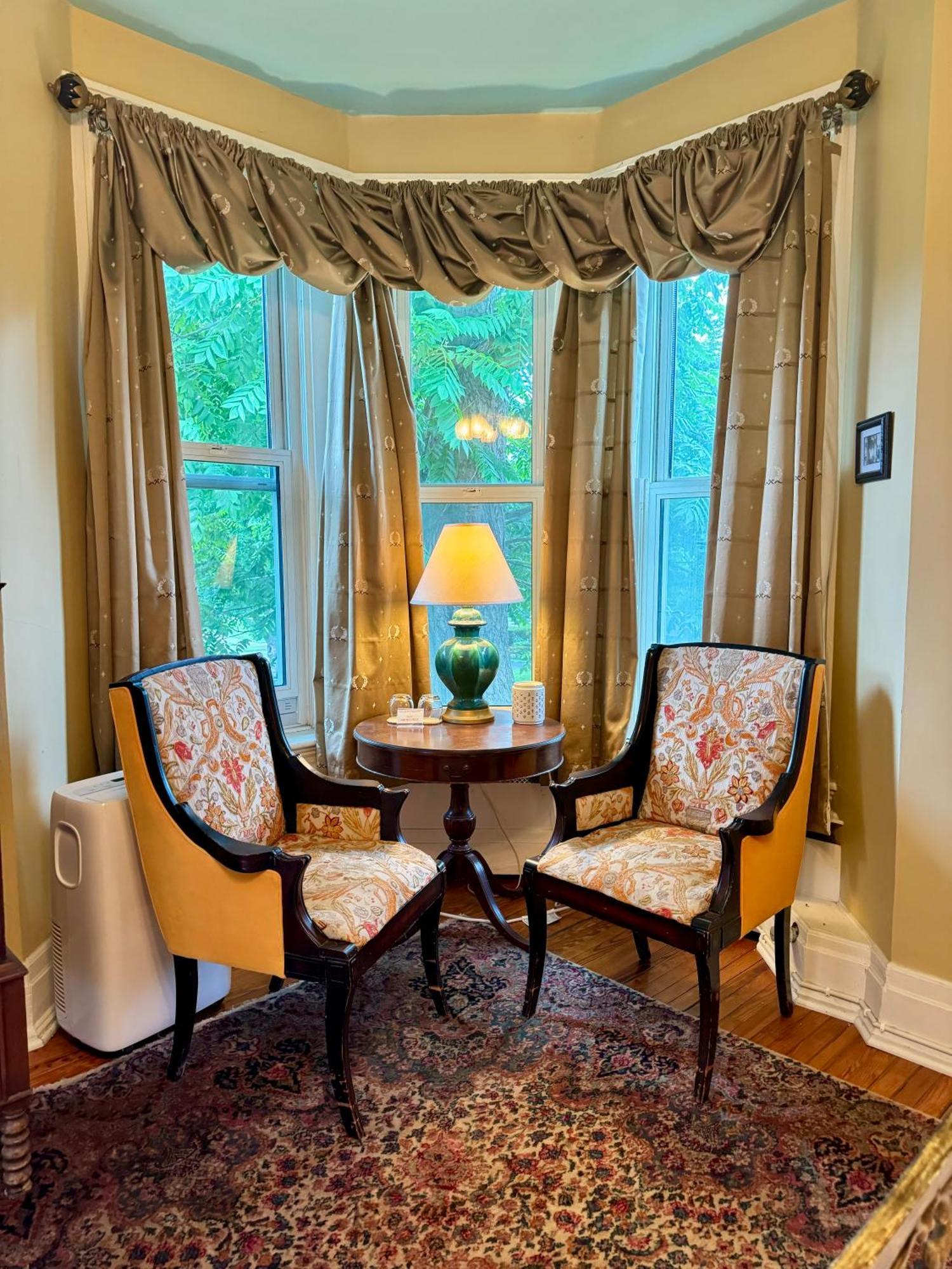 The Edwards Waterhouse Inn Fredonia Esterno foto